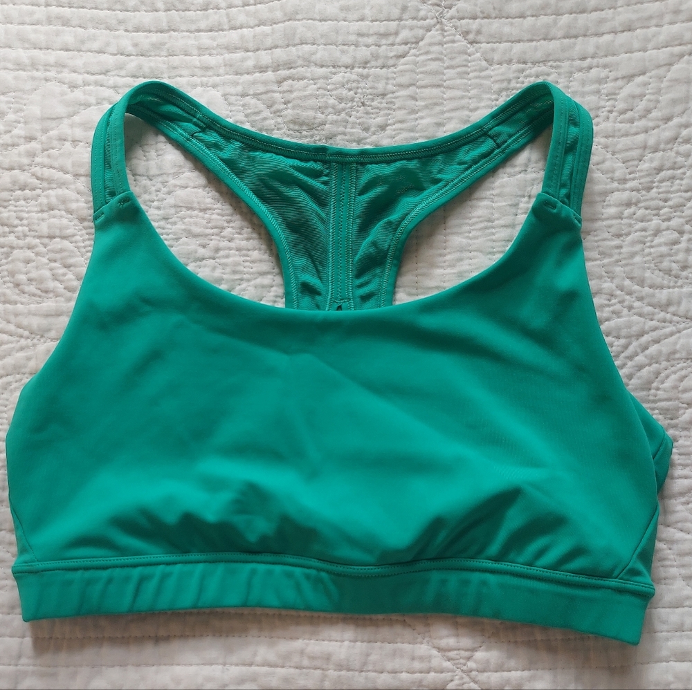 Athleta Racerback Sports Bra In GREEN